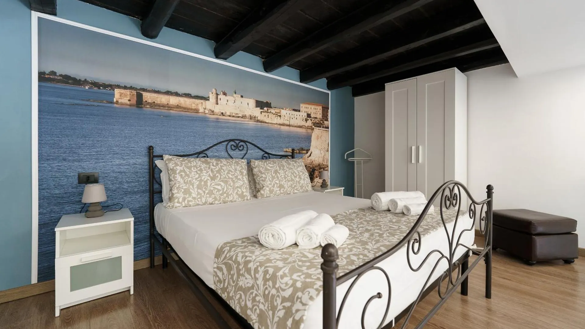 House Aury Apartment Syracuse Italy